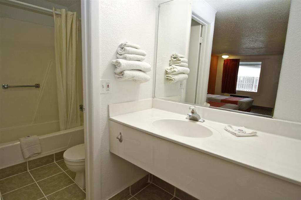 Motel 6 Kalamazoo Phòng bức ảnh